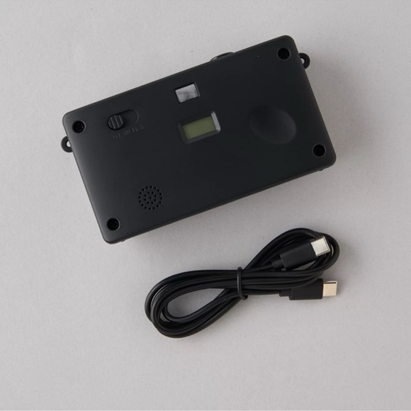 Camp Snap Digital Camera - Picture 2 of 4